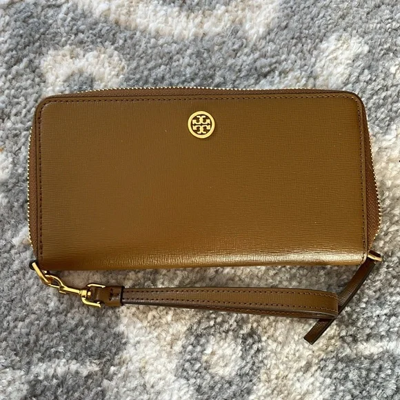 New Tory Burch Robinson Crosshatch Saffino leather Continental Wallet Wristlet - Picture 14 of 15